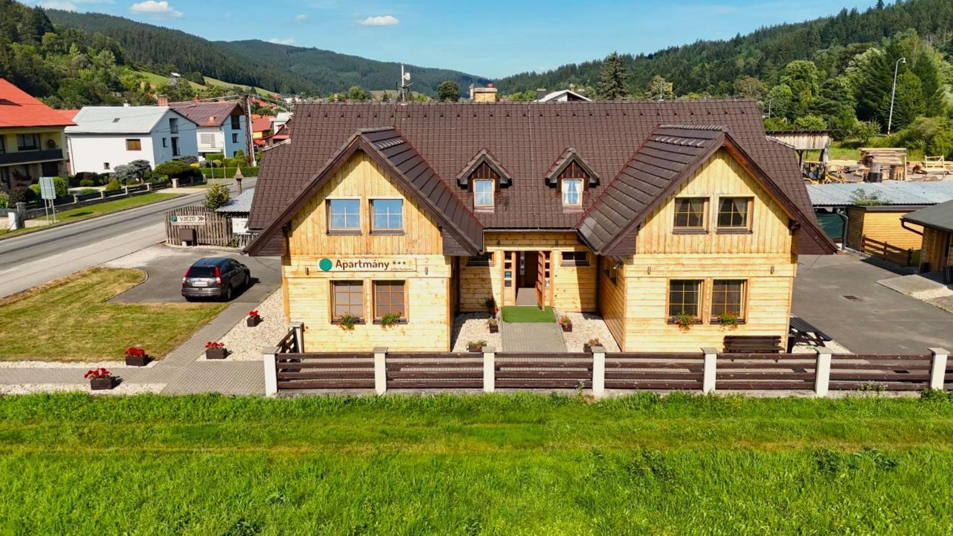 Apartmany Velké Karlovice Exterior foto